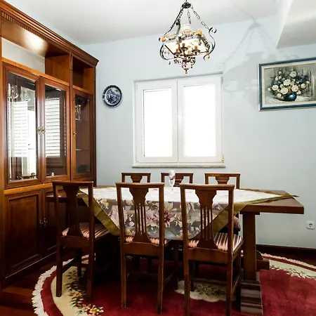 Malic Apartamento Petrcane