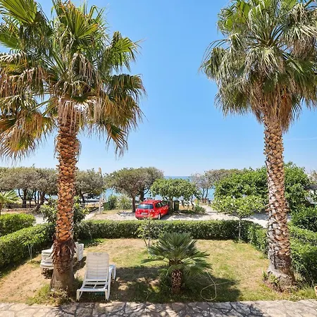 Malic Apartmán Petrcane